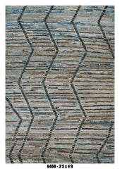 Moroccan Area Rug 3'5" x 4'9" | Chevron Pattern in Beige & Blue