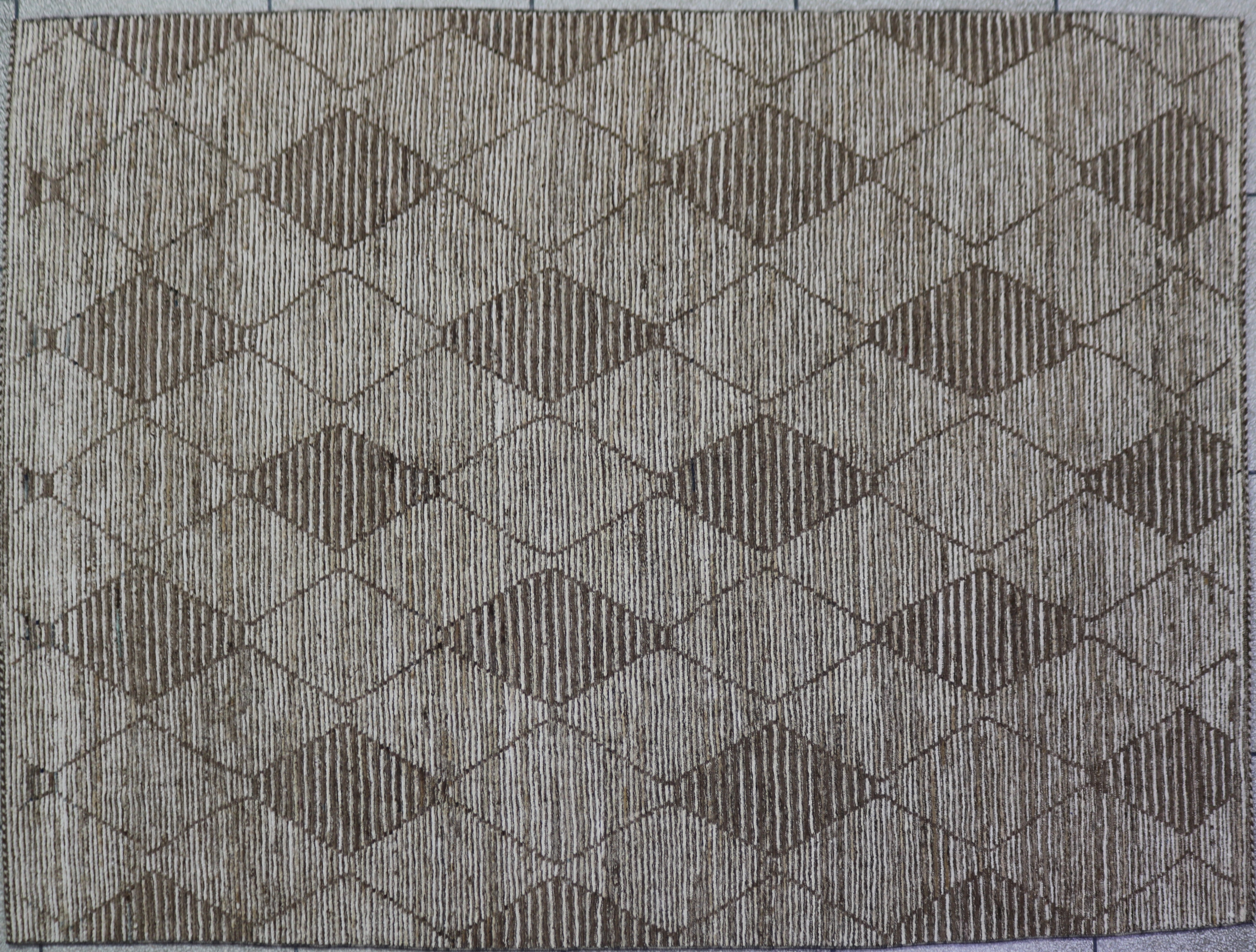 Neutral Moroccan Rug Diamond Cube Geometric Design