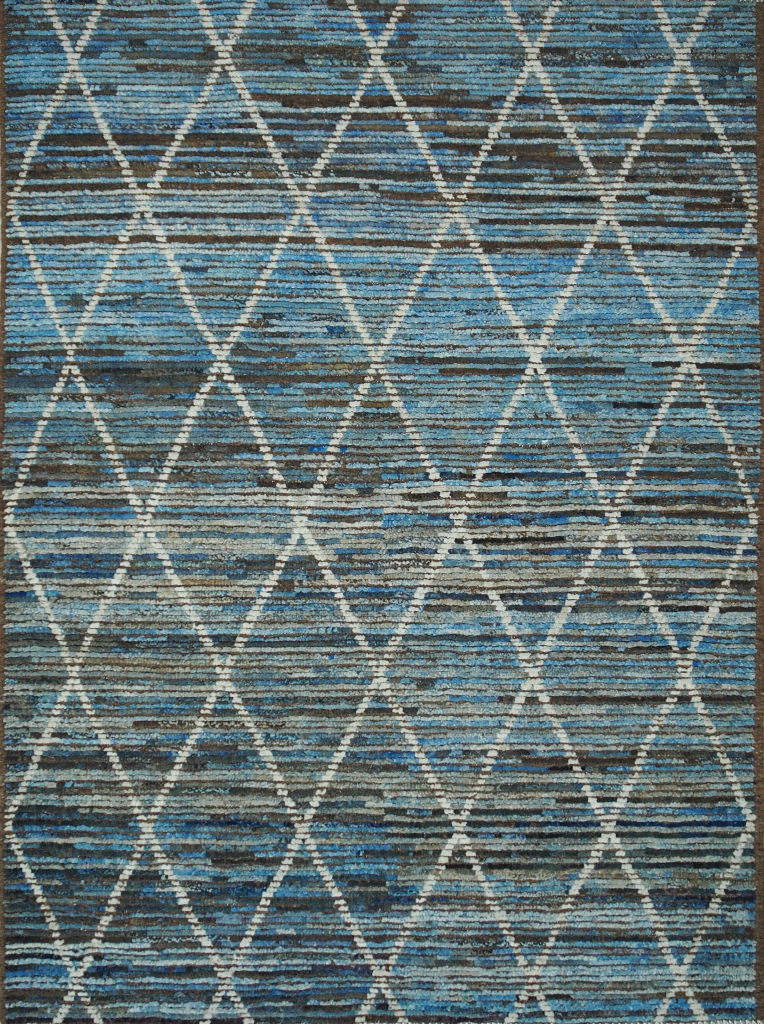 Moroccan Diamond Area Rug 4'3" x 6'0" |  Blue Grey Ivory Lattice Pattern
