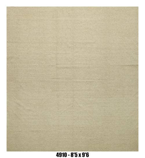 Solid Neutral Minimal Kilim Area Rug – 8'5" x 9'6"