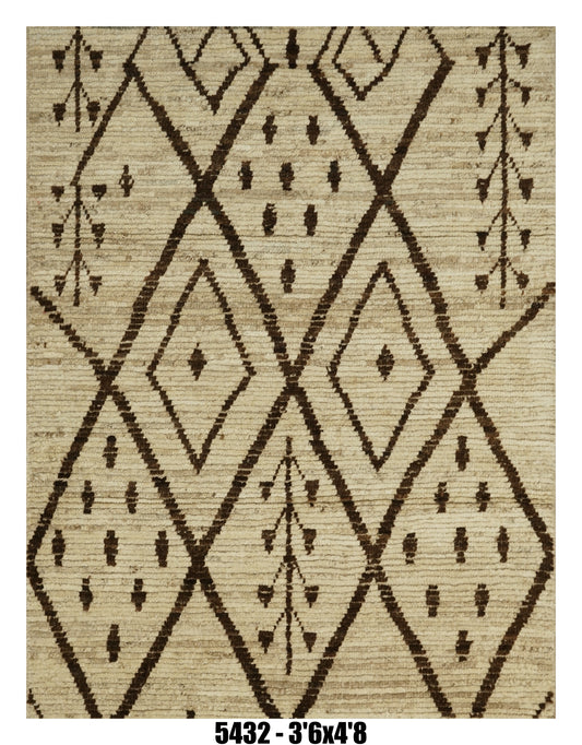 Moroccan Area Rug 3'6" x 4'8" | Ivory & Brown Berber Diamond