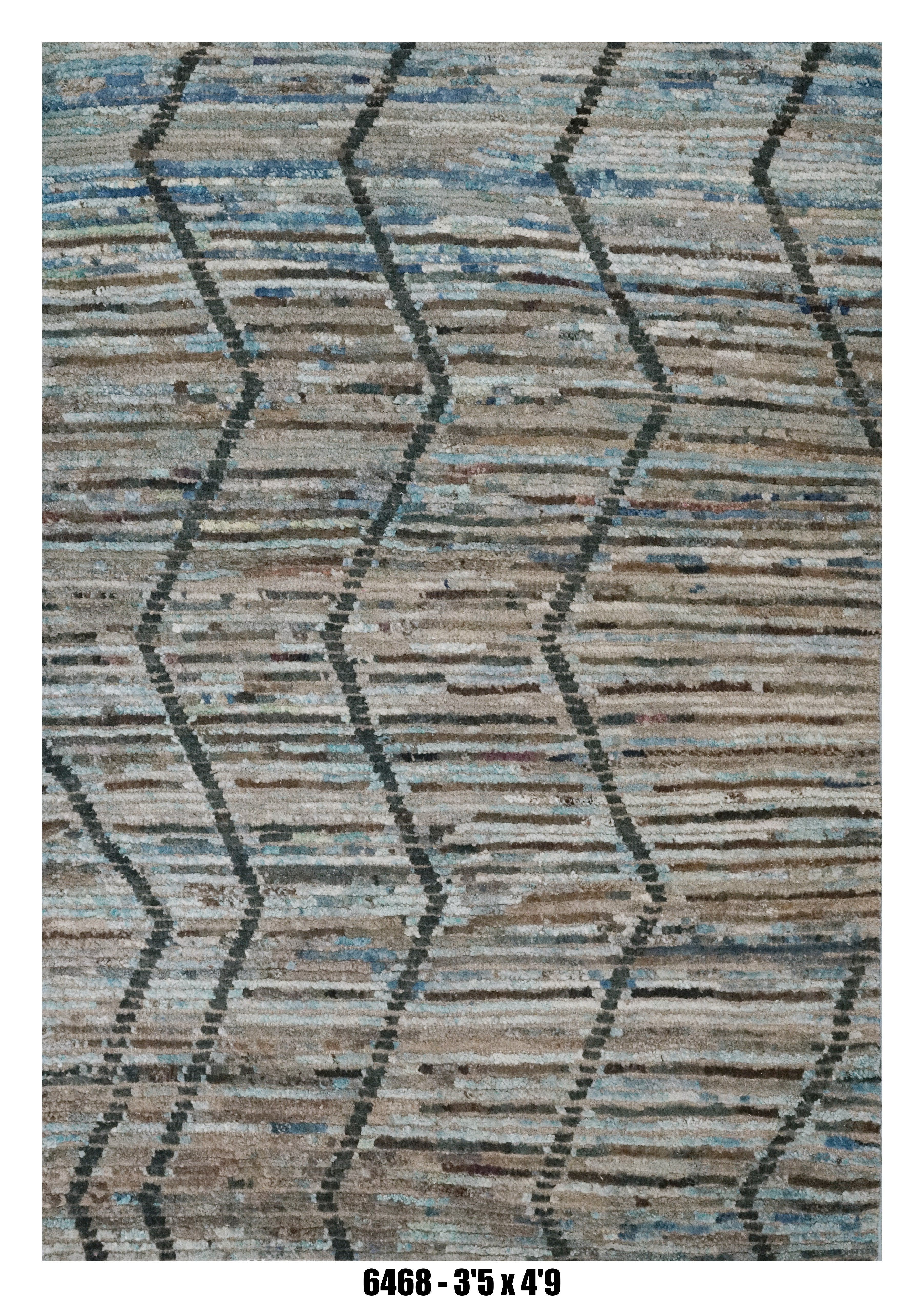 Moroccan Area Rug 3'5" x 4'9" |  Chevron Pattern in Beige & Blue