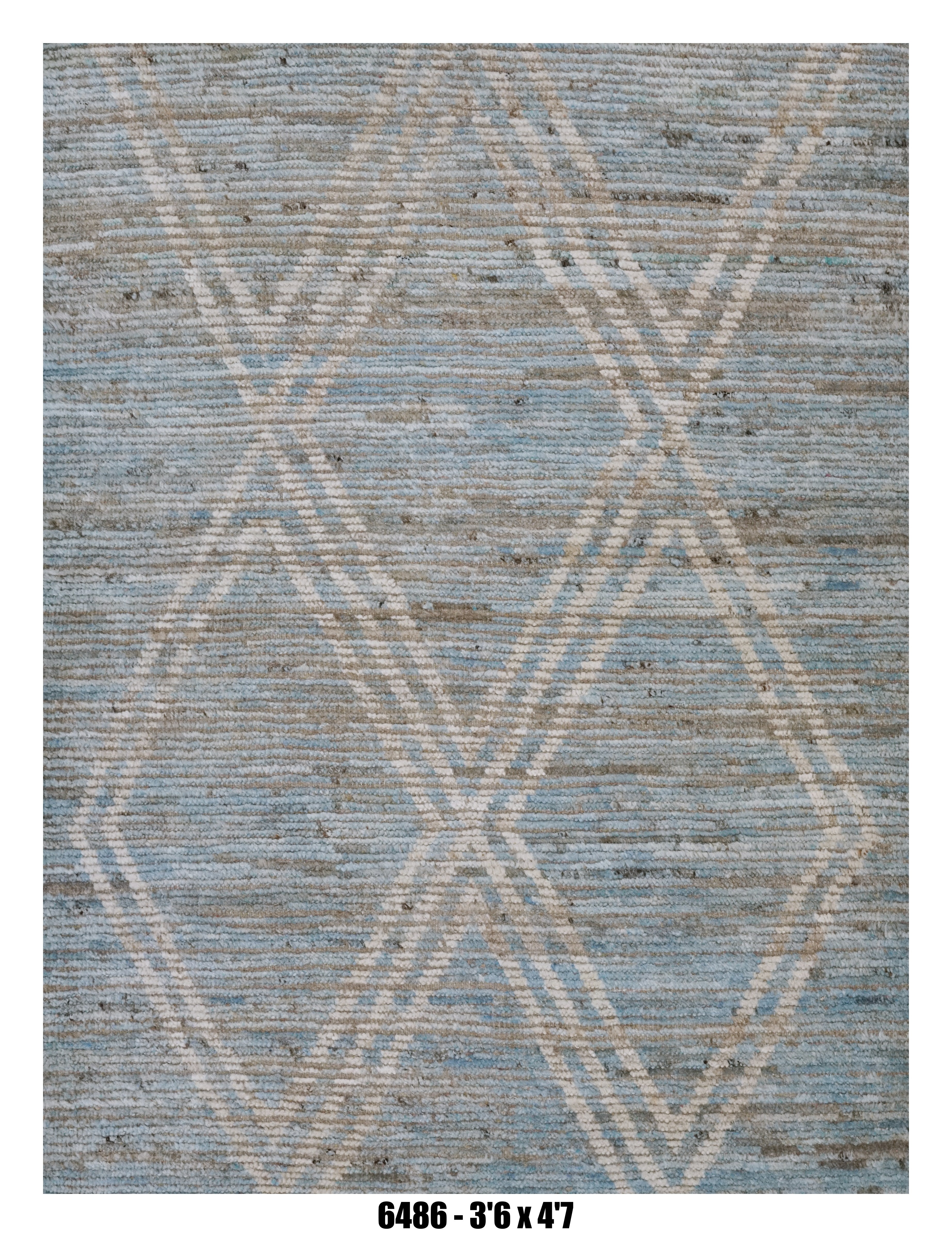 Moroccan Diamond Area Rug 3'6" x 4'7" | Soft Blue Lattice Pattern